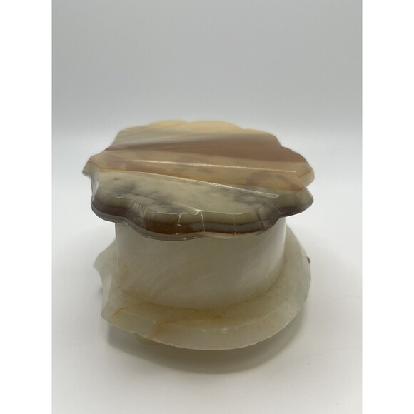 Vintage Onyx Carved Seashell Hindged Footed Trinket Jewelry Stash Box - Picture 7 of 9